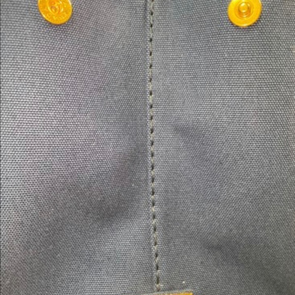 Prada Canapa - Picture 6 of 12